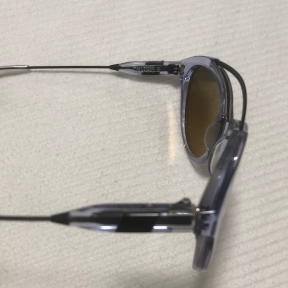 Westward Leaning Flower 30 Sunglass main image 8